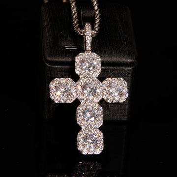 Round Diamond Cross Pendant ZUU KING